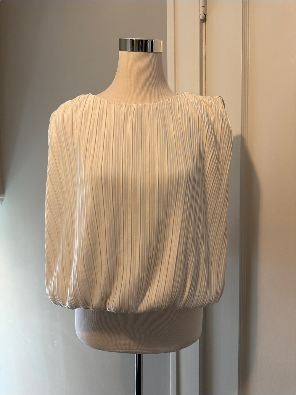 LOFT Cream Pleated Bubble-Hem Blouse - absolutely beautiful in person.